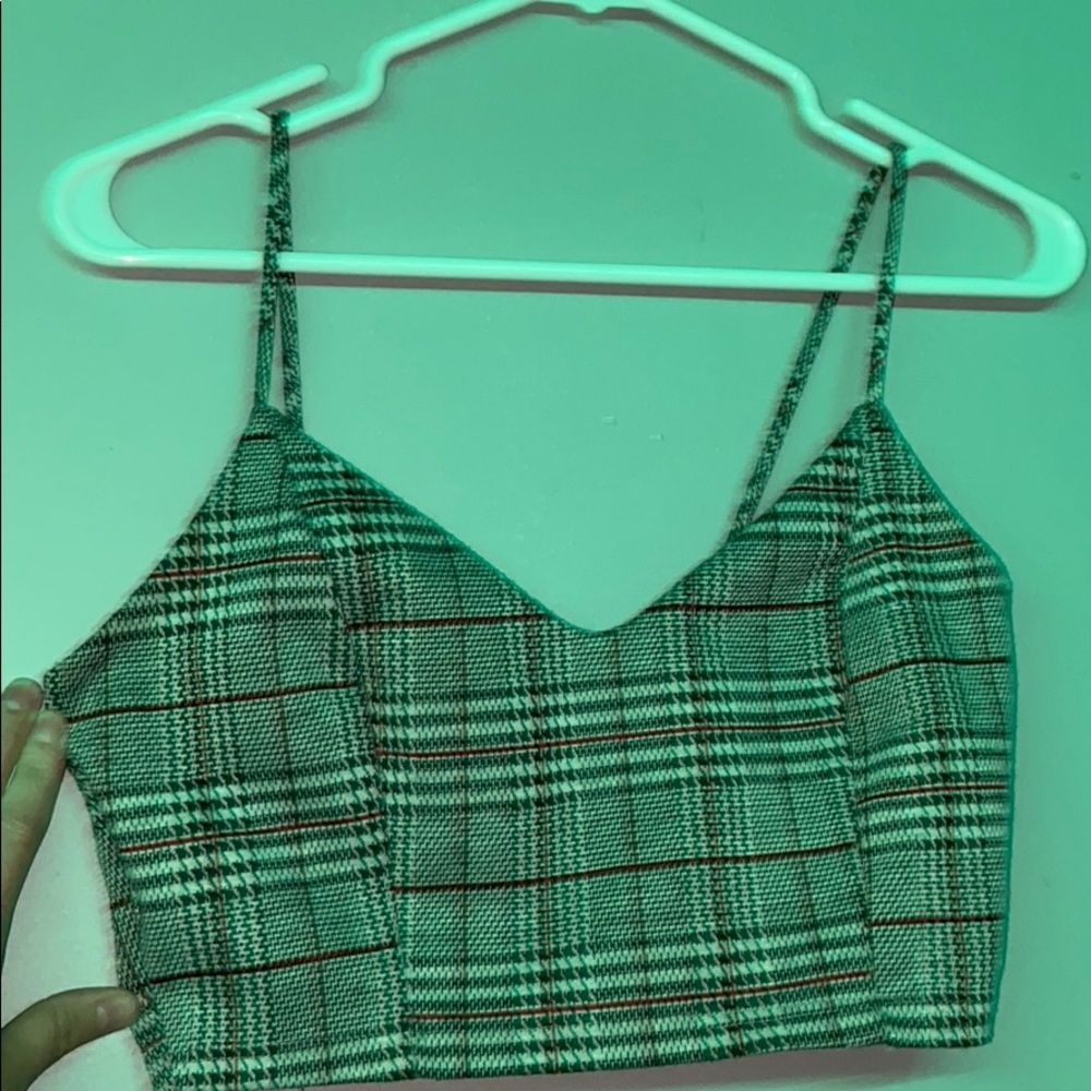 crop top